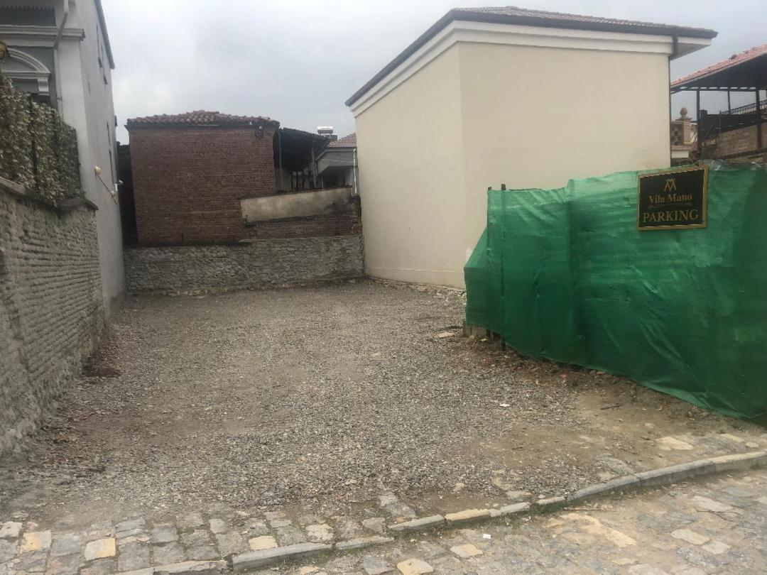 Hotel Vila Mano Korça Exteriör bild