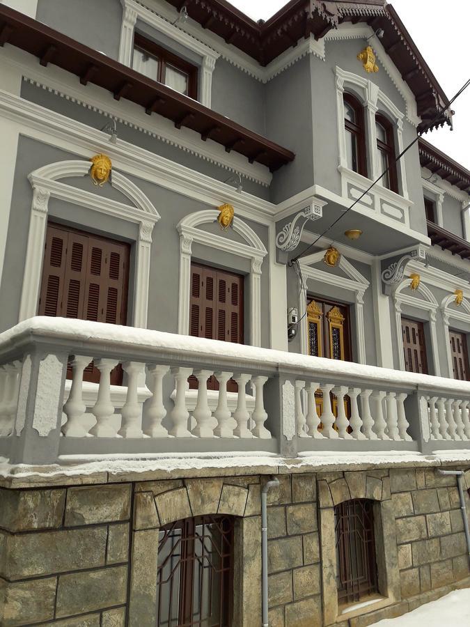 Hotel Vila Mano Korça Exteriör bild