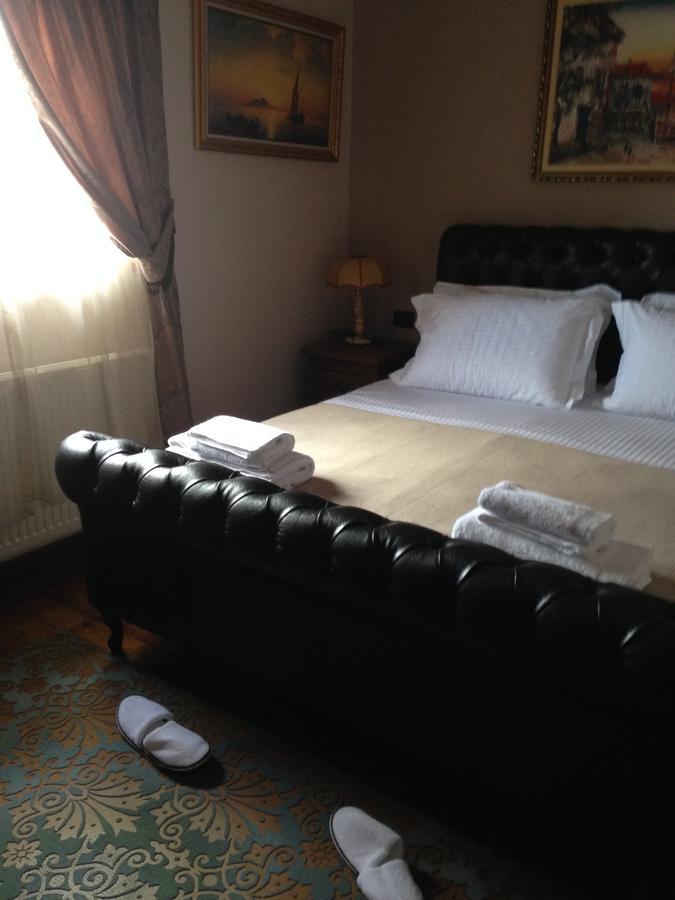 Hotel Vila Mano Korça Exteriör bild